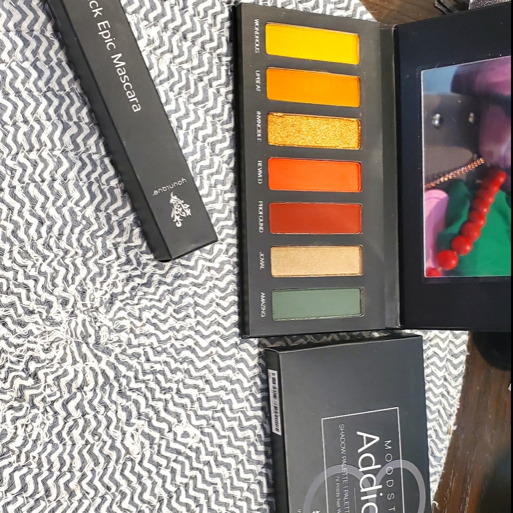 Younique new pallette